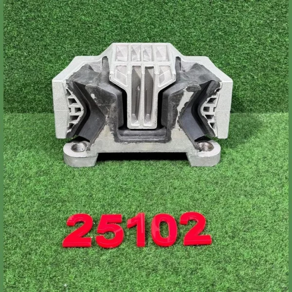 Подушка двиг ATEGO BM 240-21-205