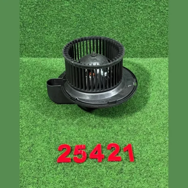 Мотор печки ATEGO TBP 98- 24V 830-21-206