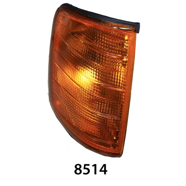 Поворотник желтый R W124