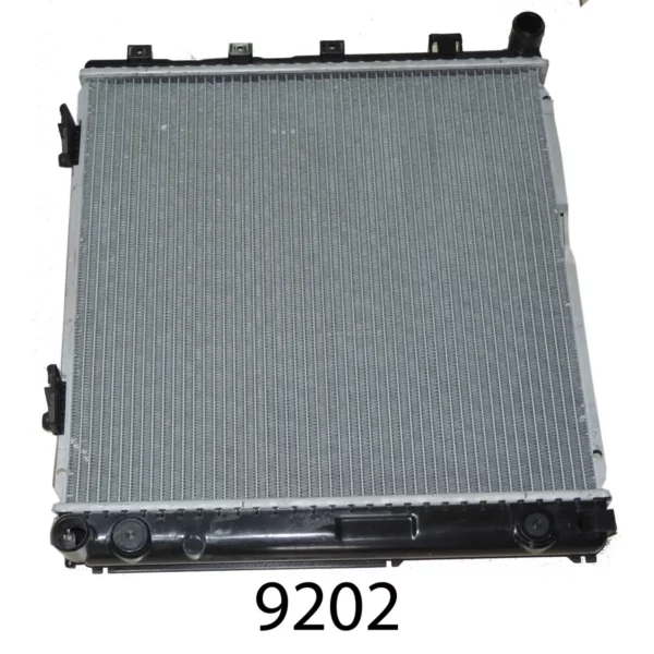 Радиатор механик с кондиционер W124